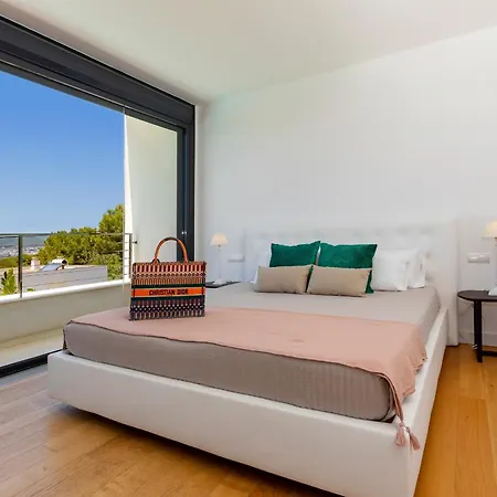 In Ibiza Town Sleeps 10 - Vue Villa Talamanca (Ibiza)