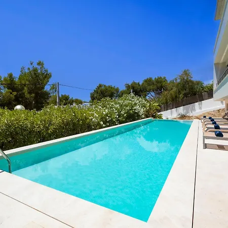 In Ibiza Town Sleeps 10 - Vue Villa